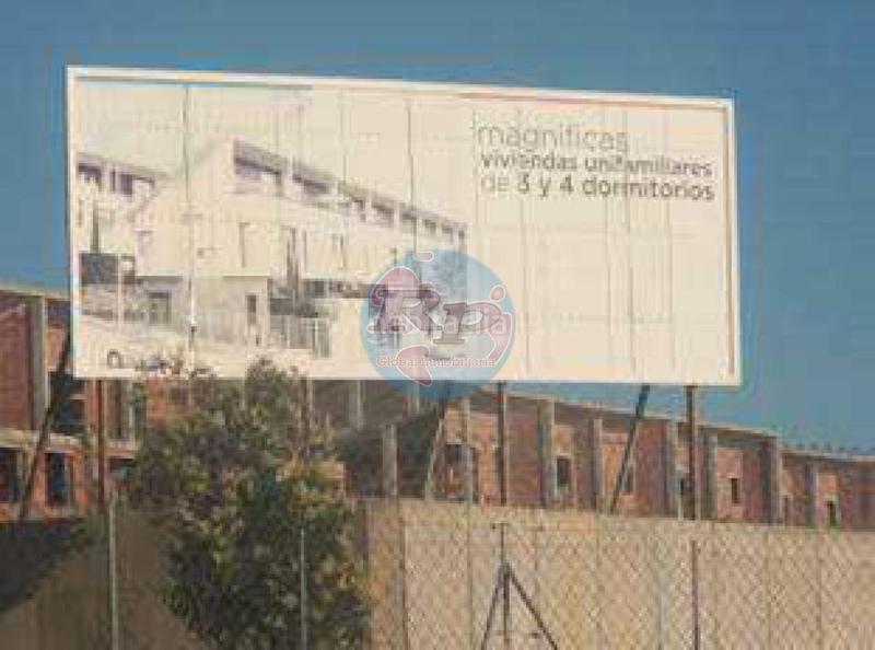 Foto b8990d8e-2c66-4765-b39f-9384ecbe6e39. Casa adossada amb calefacció a Valdefresno