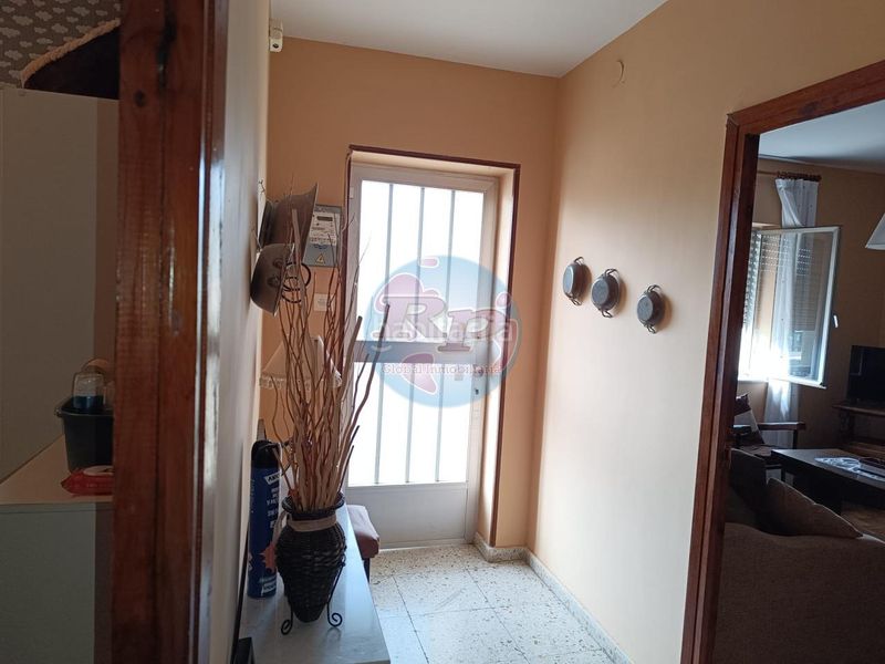 Foto 306e721b-e6ea-4400-bb31-4506965d46fd. Casa amb calefacció a Villarejo de Órbigo