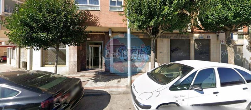 Foto 9359b8fc-9578-49d9-808c-0ac59ac6b017. Local comercial a Armunia León