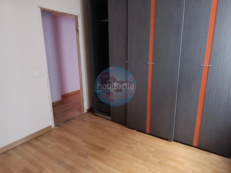 Foto 2bc64c9f-5d62-4b87-a138-77031e294bf6. Apartament amb calefacció aparcament a Valdefresno