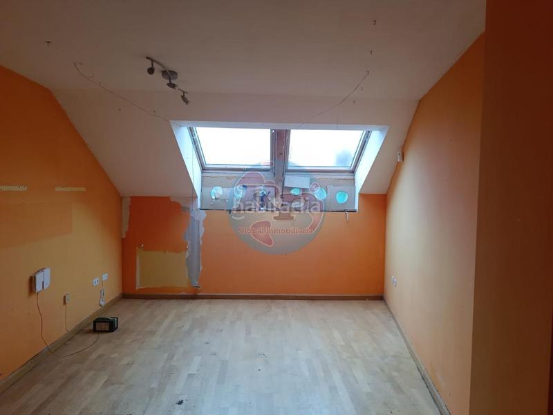 Foto 8194e310-3107-470b-a838-a98e7e8aba6e. Apartament amb calefacció aparcament a Valdefresno