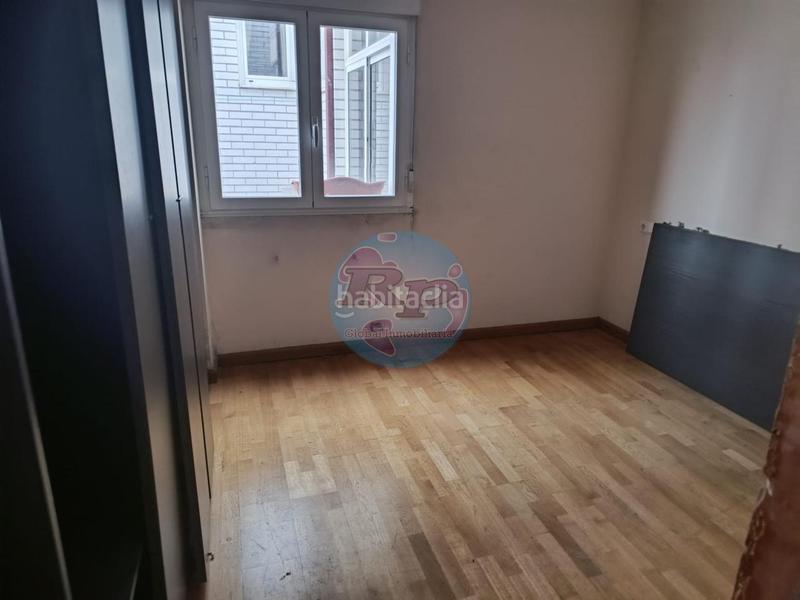 Foto b2bd5d5d-ee33-47bf-8a49-18205924aa72. Apartament amb calefacció aparcament a Valdefresno
