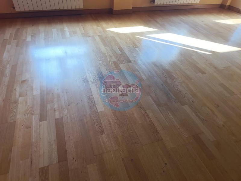 Foto 7f5a464f-b633-4062-b5c8-667df47e1467. Xalet amb calefacció aparcament a Sariegos