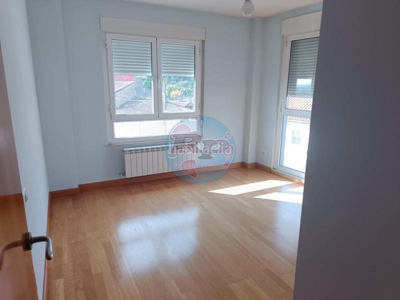 Foto a1e6d58d-feb7-47fe-be89-2a2a41782f40. Xalet amb calefacció aparcament a Sariegos