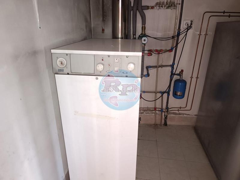 Foto d53745f0-f780-4478-be26-07ef78c5f8c7. Xalet amb calefacció aparcament a Sariegos