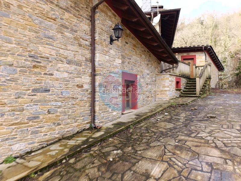 Foto 9b17fed5-e875-4d82-8665-986b7bb03167. Casale con riscaldamento in Vega de Valcarce