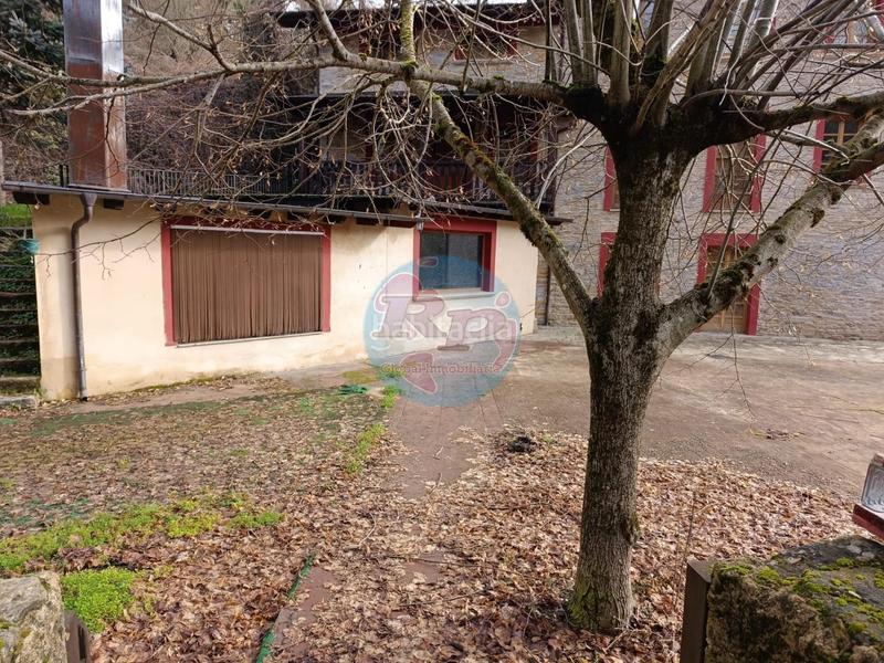 Foto f6b137aa-a1c3-424c-acc2-bd5f0722f976. Casale con riscaldamento in Vega de Valcarce