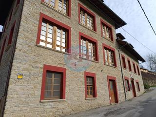 Masia a Vega de Valcarce
