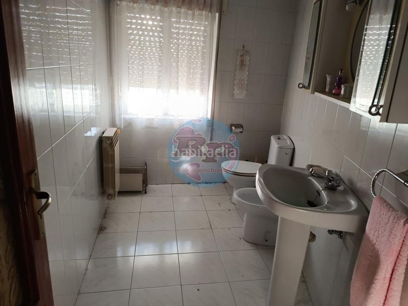 Foto 030f52ea-8ded-43a4-9044-3463b8d8fc37. Haus mit heizung in Soto de la Vega