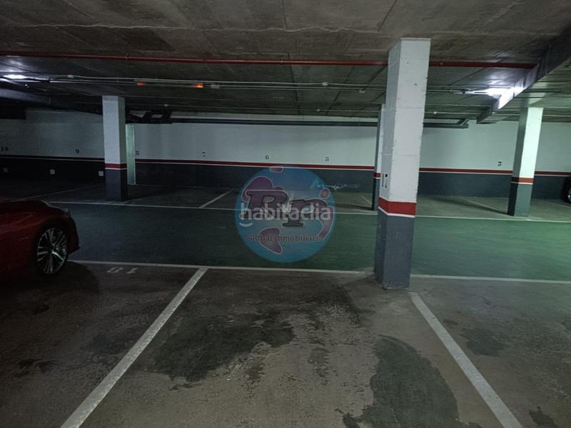 Foto 1442fc25-8e3e-4043-b05d-a794aa5501de. Parking coche en Astorga