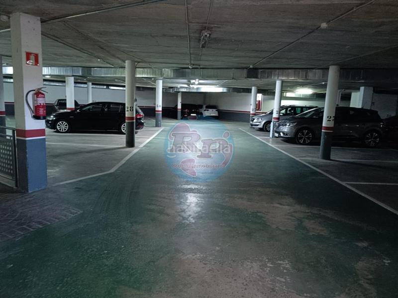 Foto 5dff4207-2cbc-4480-8639-6cc712c0b289. Parking coche en Astorga