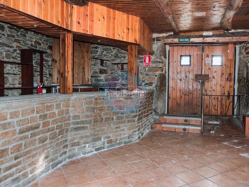 Foto a0d13138-9662-4682-9464-282ce6884d32. Masía en Barjas