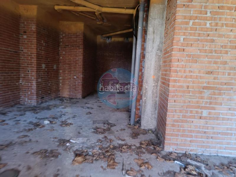 Foto c9c99276-2cbd-4e0c-8dab-fa8adcff40b8. Local comercial en San Claudio - La Chantría León