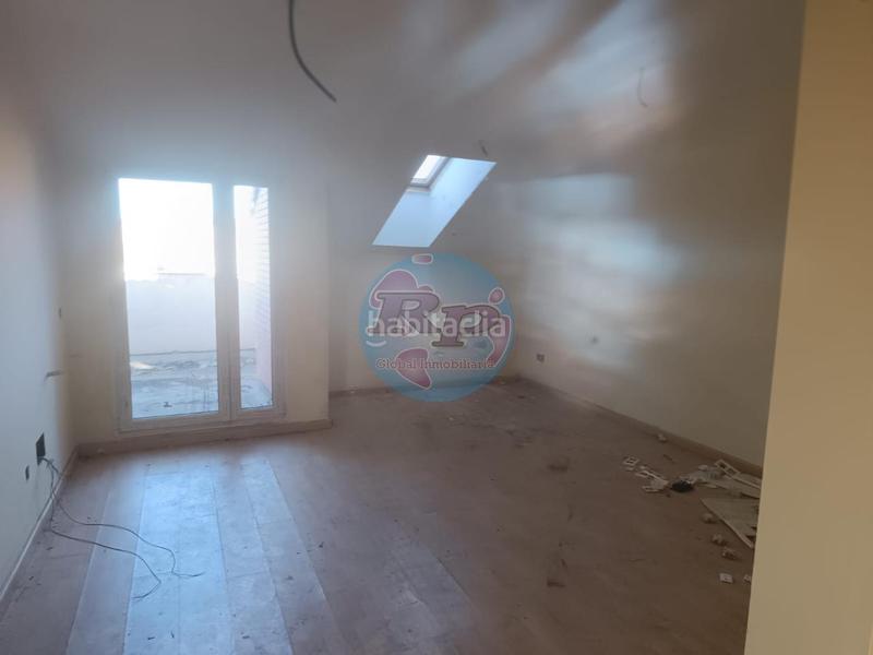 Foto d6ee6f43-70e6-4e02-b29b-67cbd36b6f09. Edificio en La Asunción - La Inmaculada León