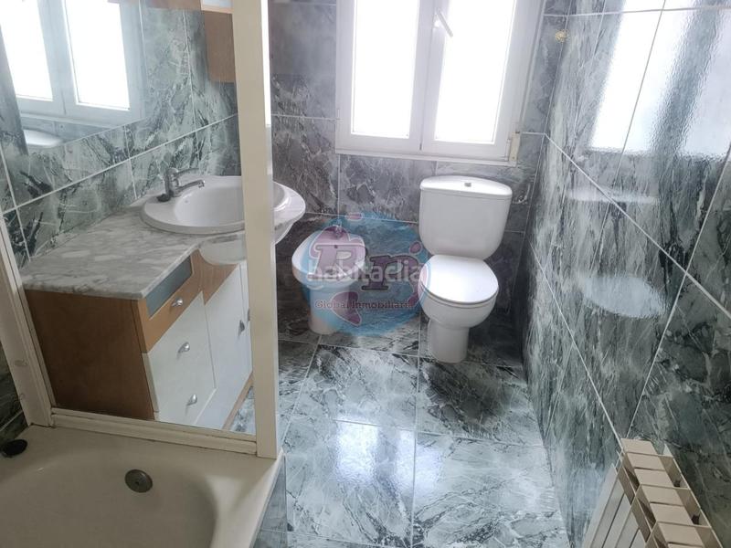 Foto f055fd12-06c8-48aa-8584-1a8c773b8151. Piso en San Claudio - La Chantría León