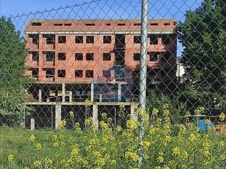 Edificio in Benavides