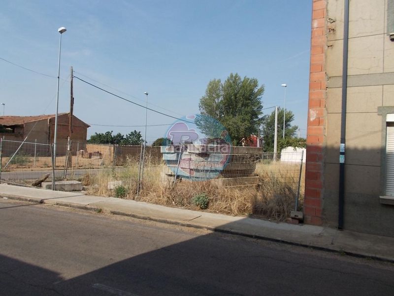 Foto 50181a7a-cc07-4b23-9d3b-8075320fc1cb. Terreny residencial a Onzonilla