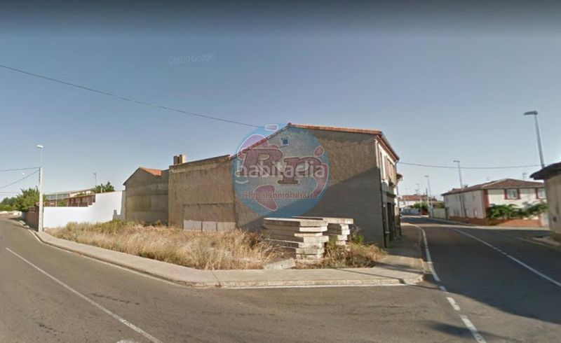 Foto c2a2cddf-4fa5-4ff8-8f2b-ad630c36d70b. Terreny residencial a Onzonilla