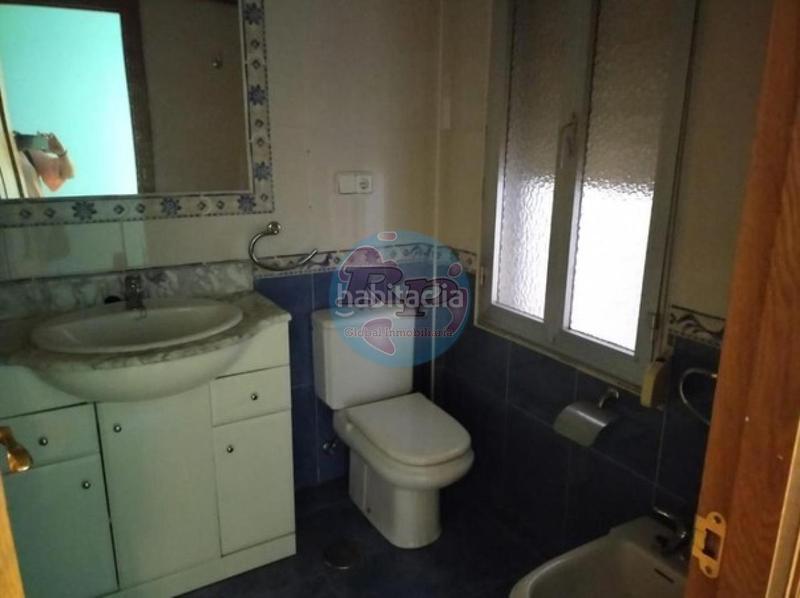 Foto 2eb6c719-c4dc-4a3d-b667-66093f3cd83b. Etagenwohnung mit heizung in Centro Ponferrada