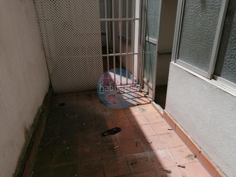 Foto 587ccf4e-ebb7-40ae-9a3b-843306ded2e9. Etagenwohnung mit heizung in Centro Ponferrada