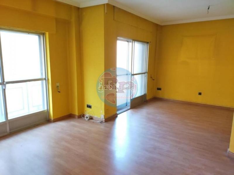 Foto 8f0d200b-a318-44d4-8129-b40e003d724a. Etagenwohnung mit heizung in Centro Ponferrada