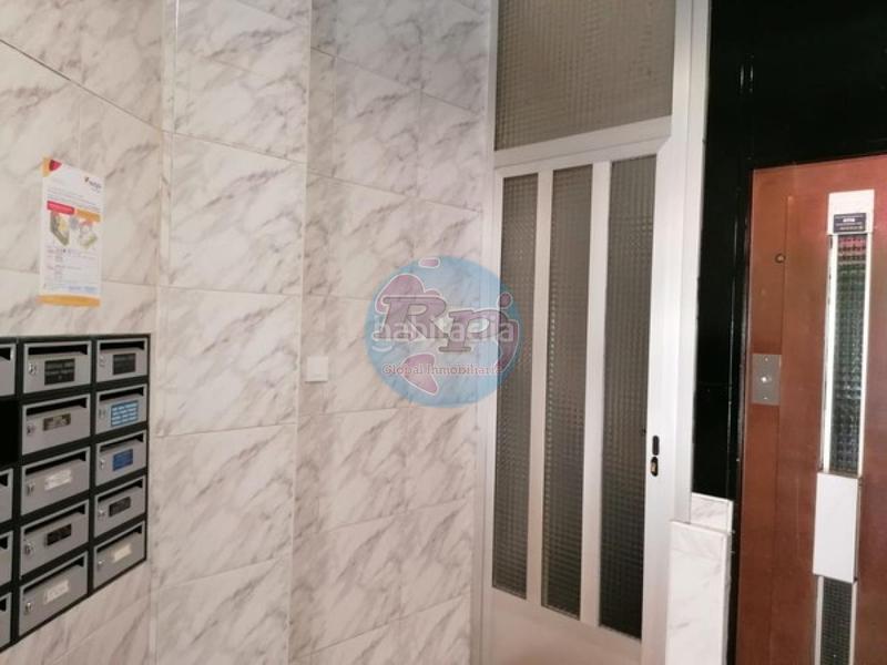 Foto bfe8f0dc-8826-4ad5-95a9-106e3edd570f. Etagenwohnung mit heizung in Centro Ponferrada