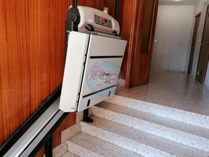 Foto f83fdc42-3d03-4184-b169-e6ab100d0aa0. Etagenwohnung mit heizung in Centro Ponferrada