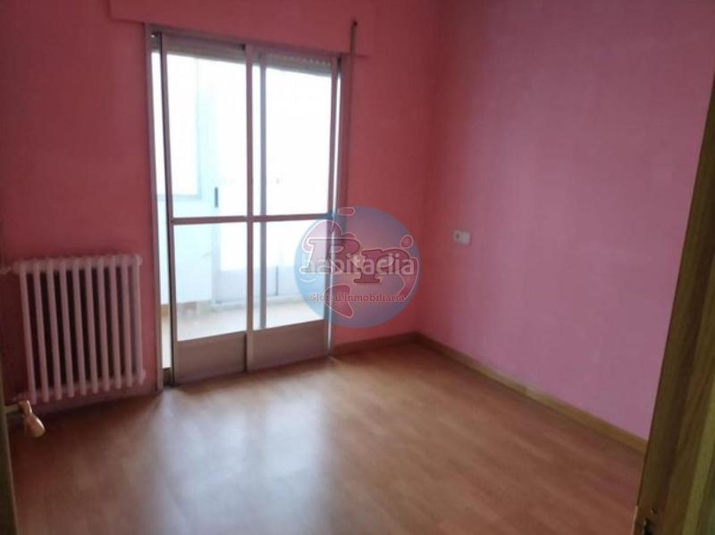 Foto 5ec0e84c-6725-472f-9af9-9b0e172cba3b. Piso en Centro Ponferrada