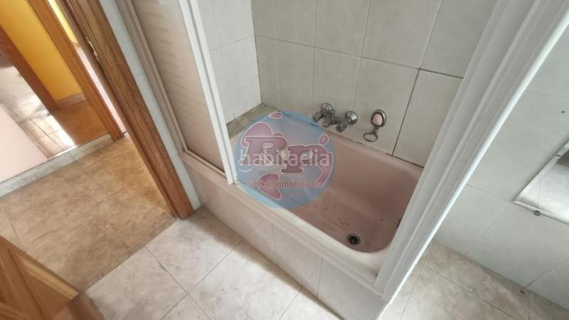 Foto d1811c5c-6455-49e1-9ce5-224ca323b467. Etagenwohnung mit heizung in Centro Ponferrada