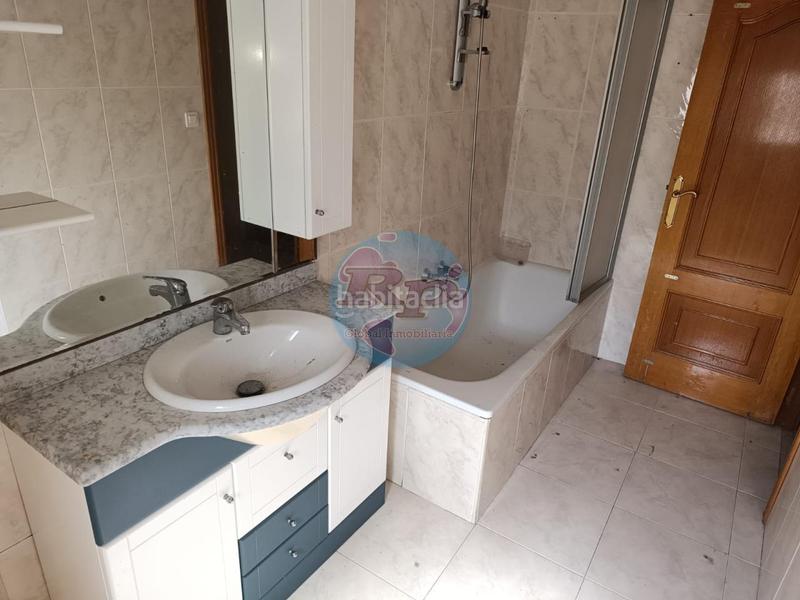 Foto afa672bc-0c4d-48a0-be52-ee5deec75283. Etagenwohnung in Flores de Sil - La Placa Ponferrada