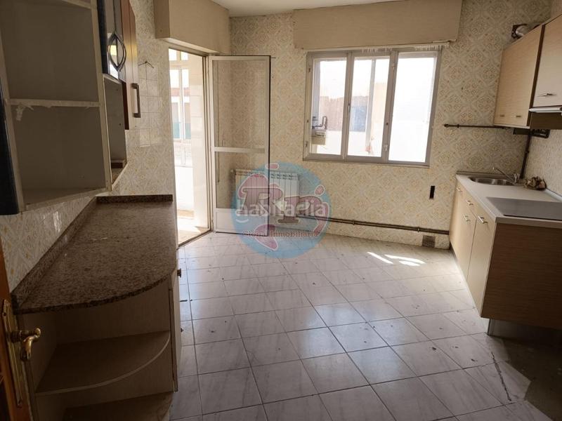 Foto c6d36128-b129-4f63-b373-d3afb1edffd9. Piso en Flores de Sil - La Placa Ponferrada