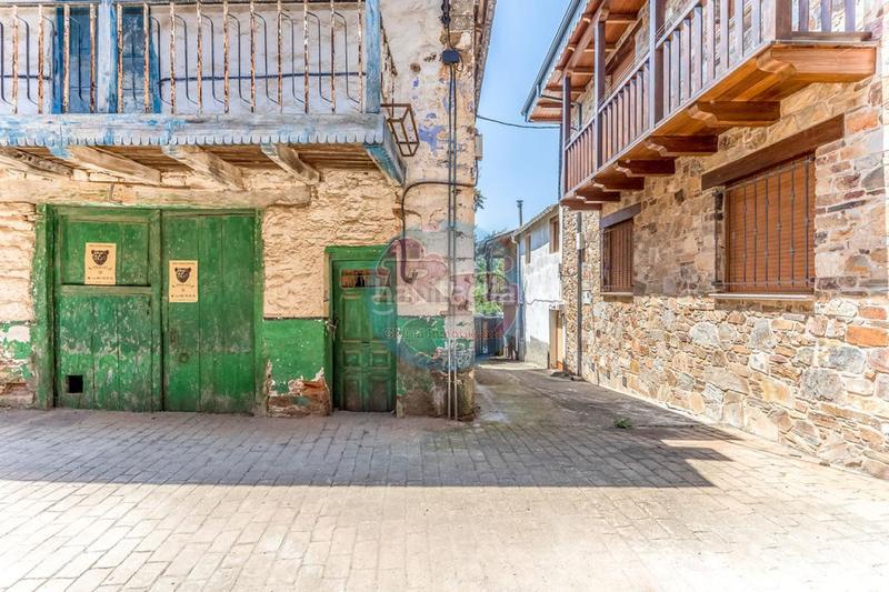 Foto f2b52ca4-1cea-40b6-a60f-b823d4b74f3e. Haus in Molinaseca