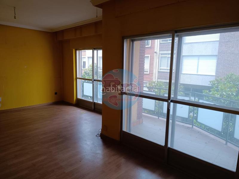 Foto ba8a2951-3bfc-476a-a581-03a7090080fa. Piso en Centro Ponferrada