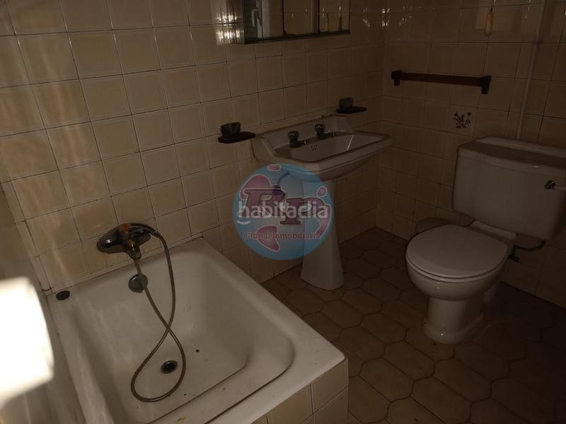 Foto e3775459-eb79-48c1-84cf-c32d059ffc00. Casa in Camponaraya