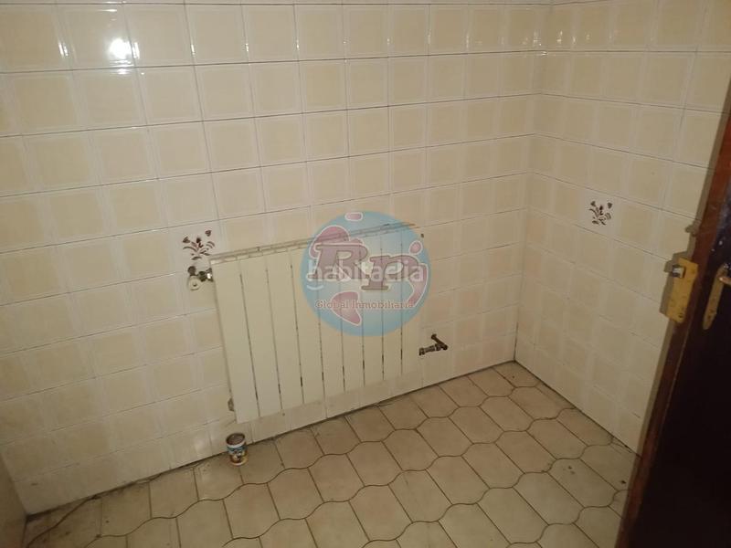 Foto f5cf2cb0-23c9-4925-bb0b-0dd85b8d852d. House in Camponaraya