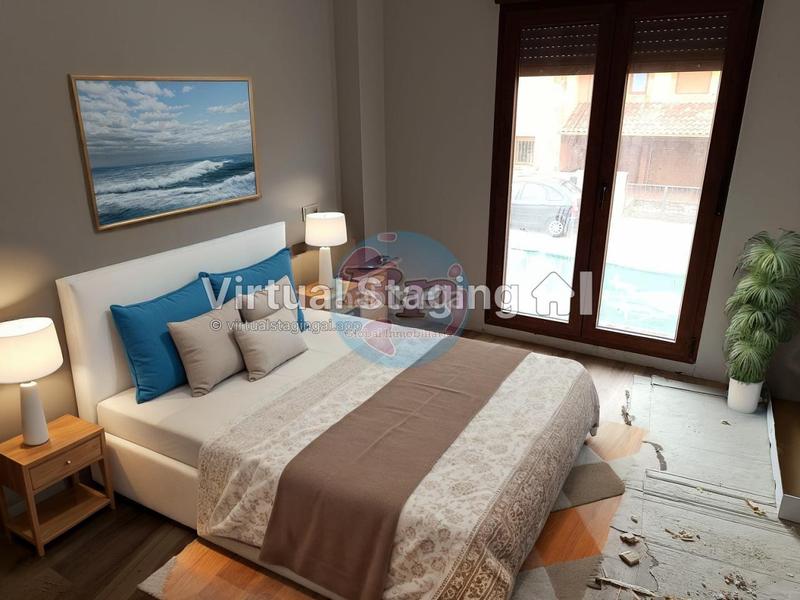 Foto 5f0bcec5-fb6f-4faa-ba96-8406ad550835. Casa adosada en las lomas 1 en Valdefresno