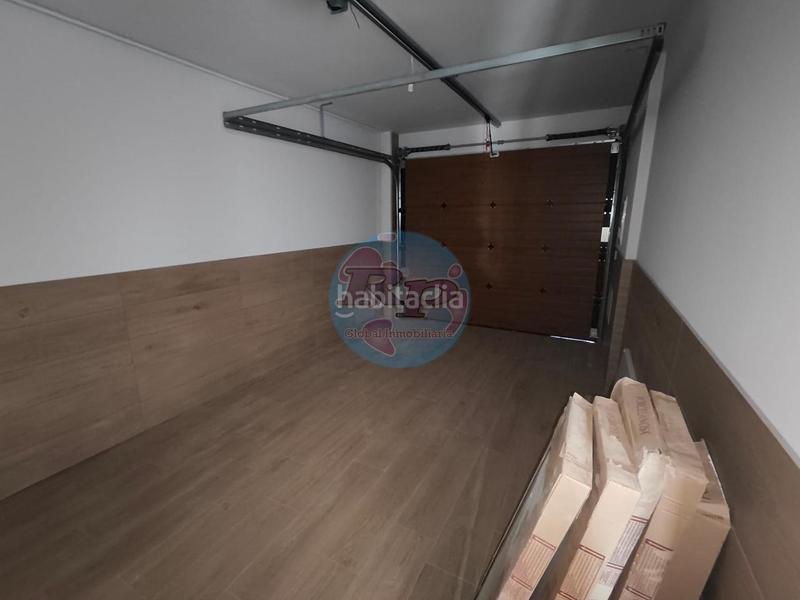Foto 959f908f-f659-4d09-8b30-9650b6e5bb4f. Casa adosada en las lomas 1 en Valdefresno
