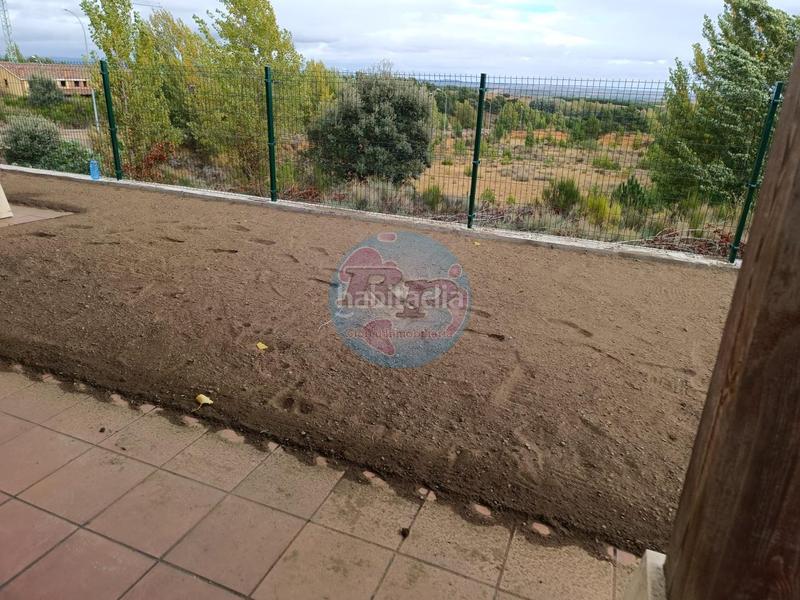 Foto d00e4d6c-0a58-4d3d-b96a-26000d7b5001. Casa adossada a las lomas 1 a Valdefresno