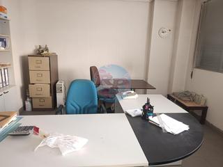 Local commercial à San Mamés - La Palomera