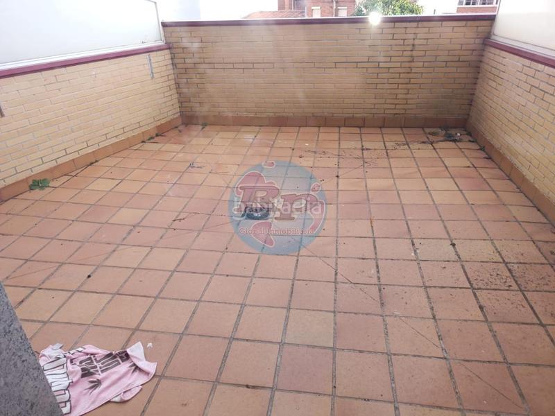 Foto aa647872-d0d4-45cc-a4bf-2fa577cc44c2. Flat with heating parking in Armunia León