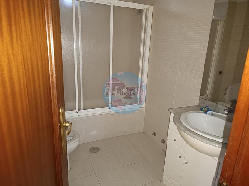 Foto 4f637049-6f6f-4a64-8c37-1f1ef561df4e. Piso en Trobajo del camino