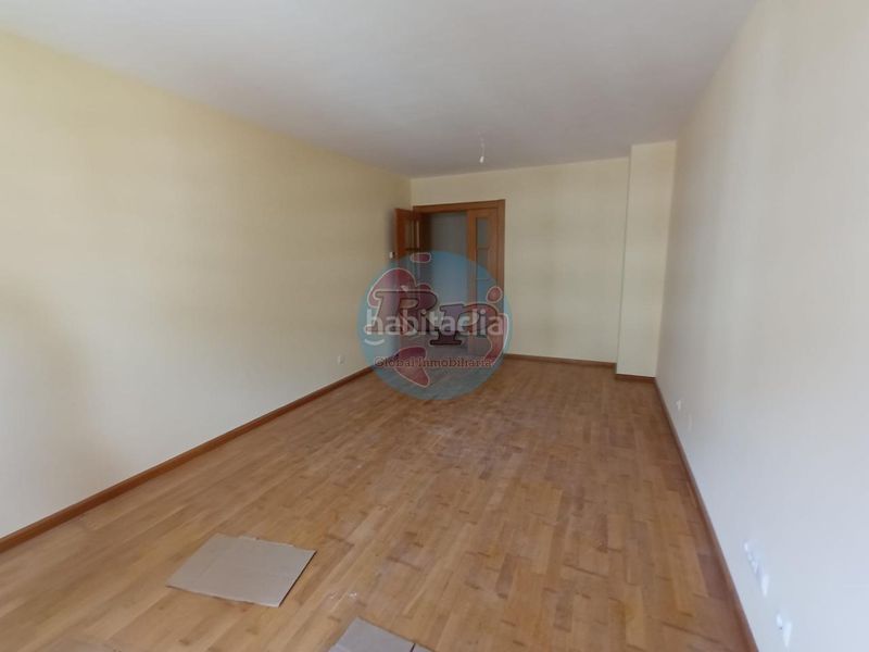 Foto 667c9836-c947-4df0-8a3a-9201adb09519. Appartement avec chauffage parking dans El Soto León