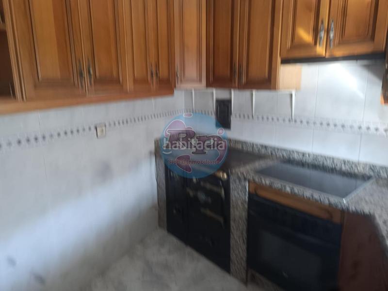 Foto c16ce05d-39b7-414c-b2ed-089e8f12620a. Casa amb calefacció aparcament a Castrillo de Cabrera