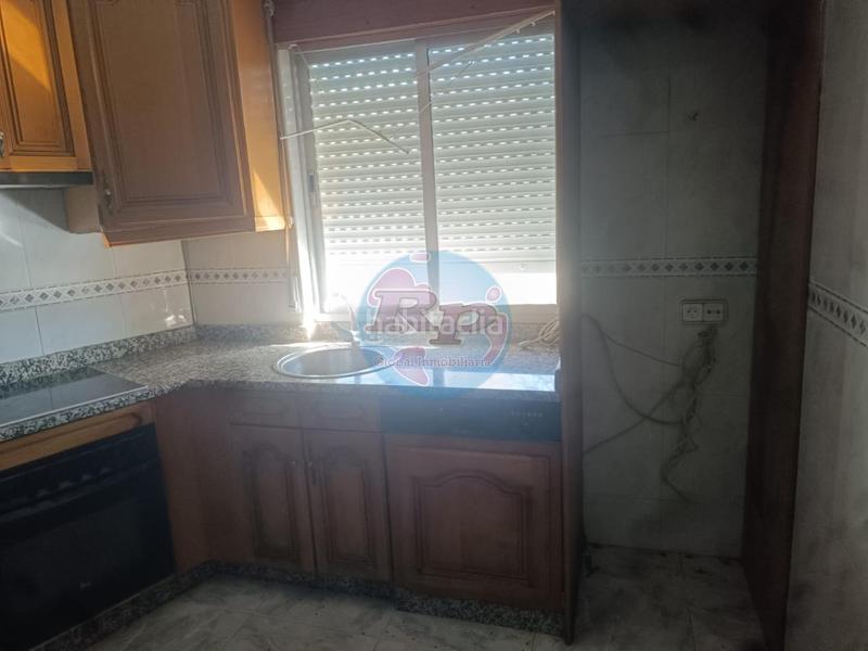 Foto cb835bcf-1137-4840-a44f-d91a06d4e6fa. Casa amb calefacció aparcament a Castrillo de Cabrera