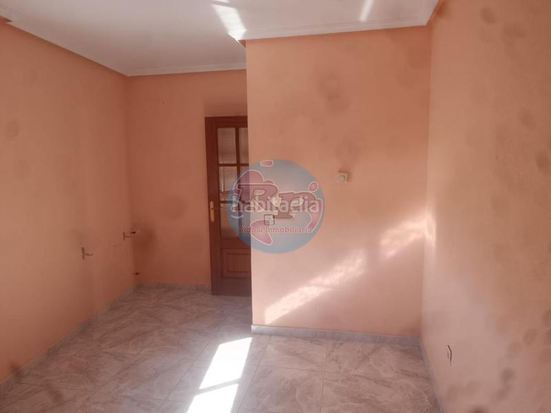 Foto 4ae26a96-d24c-46e0-8f51-01123fbaf386. Casa con riscaldamento parcheggio in Castrillo de Cabrera