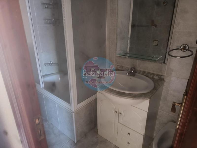 Foto f1344c22-4857-4290-80f7-e21c653488d2. Casa con riscaldamento parcheggio in Castrillo de Cabrera