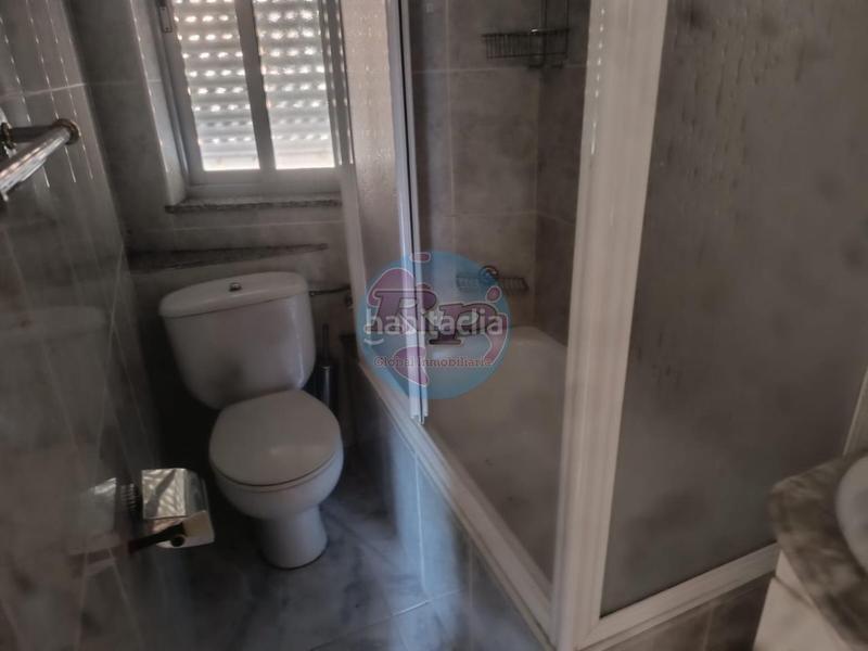 Foto b5d77aca-771d-4c3e-b7e4-b51969cdb319. Haus mit heizung parking in Castrillo de Cabrera