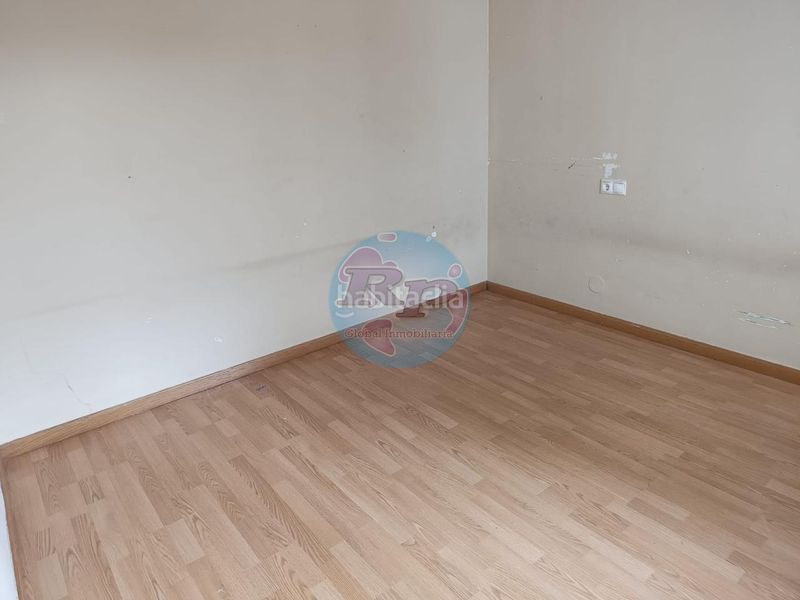 Foto a718c24a-fec2-4784-9533-61475519b8f4. Pis a Trobajo del Cerecedo León