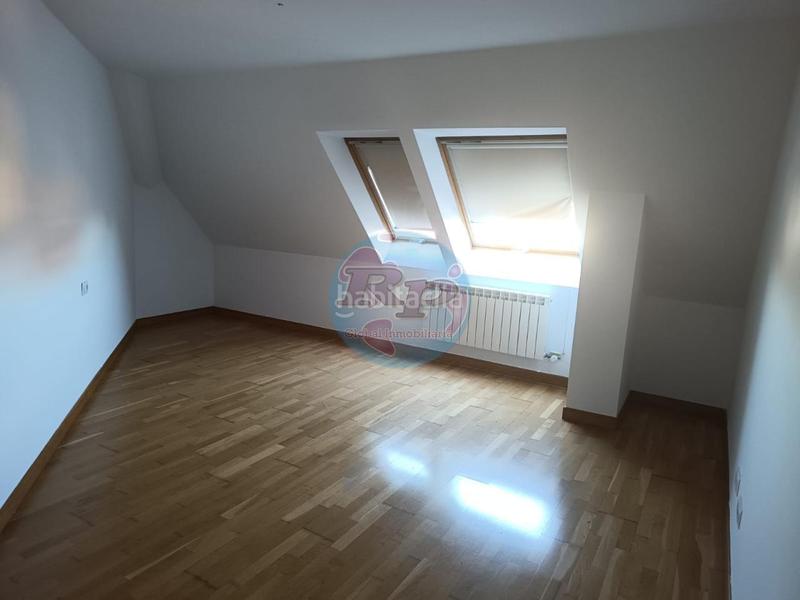 Foto 538a161b-f380-47a0-9b9f-a3f148101cb8. Dúplex amb calefacció a Armunia León