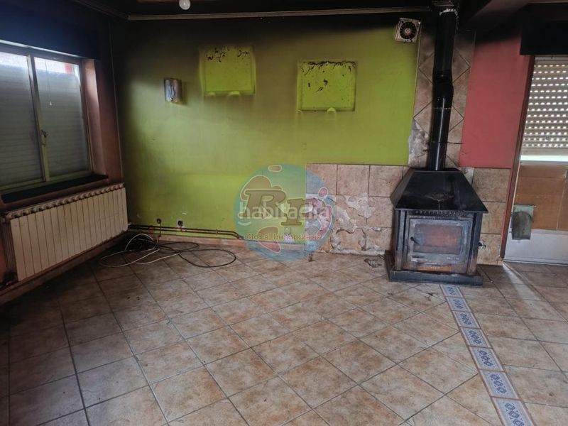 Foto d101ce36-3a5f-47ac-aedd-b3b9aec77c58. Haus in Valdesamario